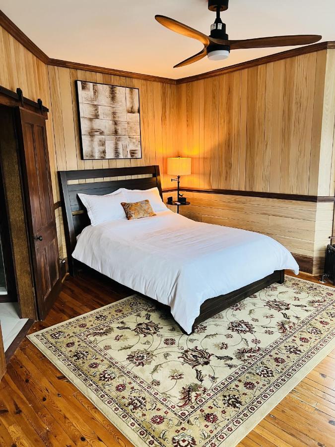 Monterey Inn Extérieur photo