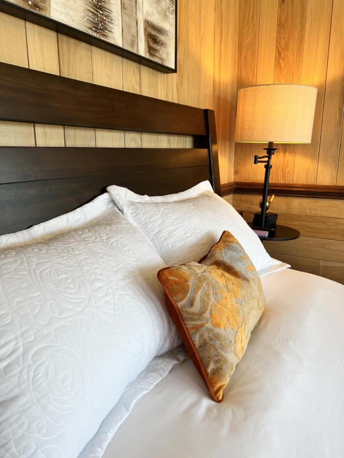 Monterey Inn Extérieur photo