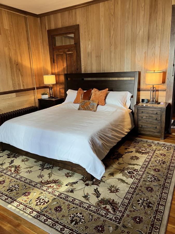 Monterey Inn Extérieur photo